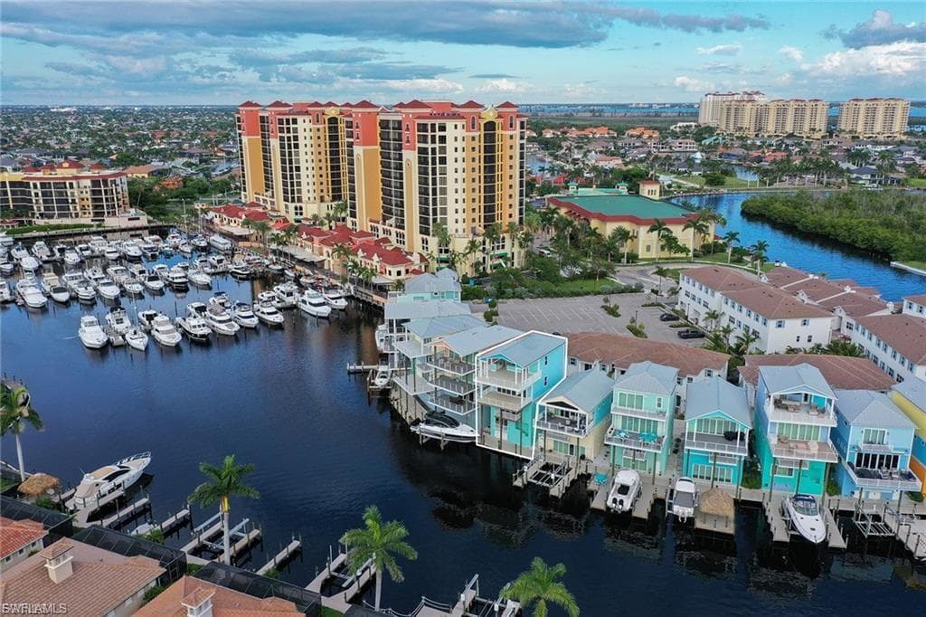 5870 Shell Cove DR CAPE CORAL, FL 33914