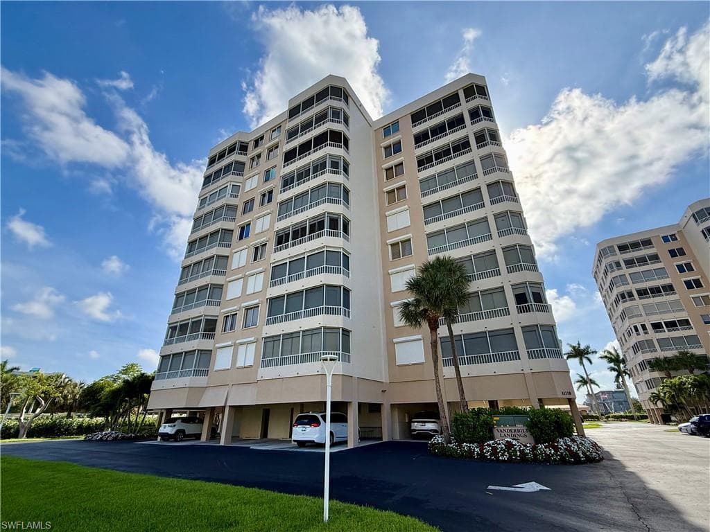 11118 Gulf Shore DR A204 NAPLES, FL 34108