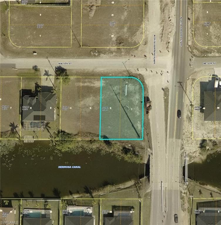 2 9th ST CAPE CORAL, FL 33993