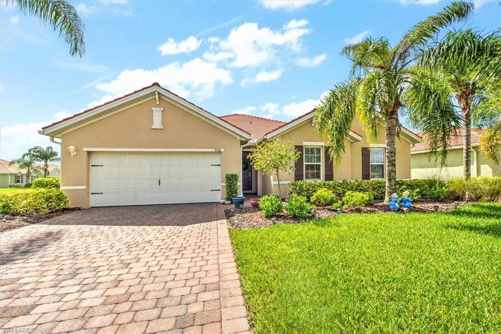 3200 Birch Tree LN ALVA, FL 33920