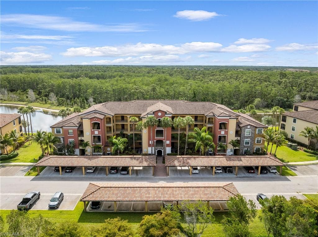 9590 Trevi CT 5325 NAPLES, FL 34113