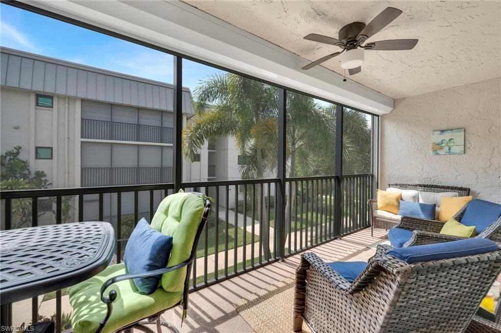 788 Park Shore DR D26 NAPLES, FL 34103