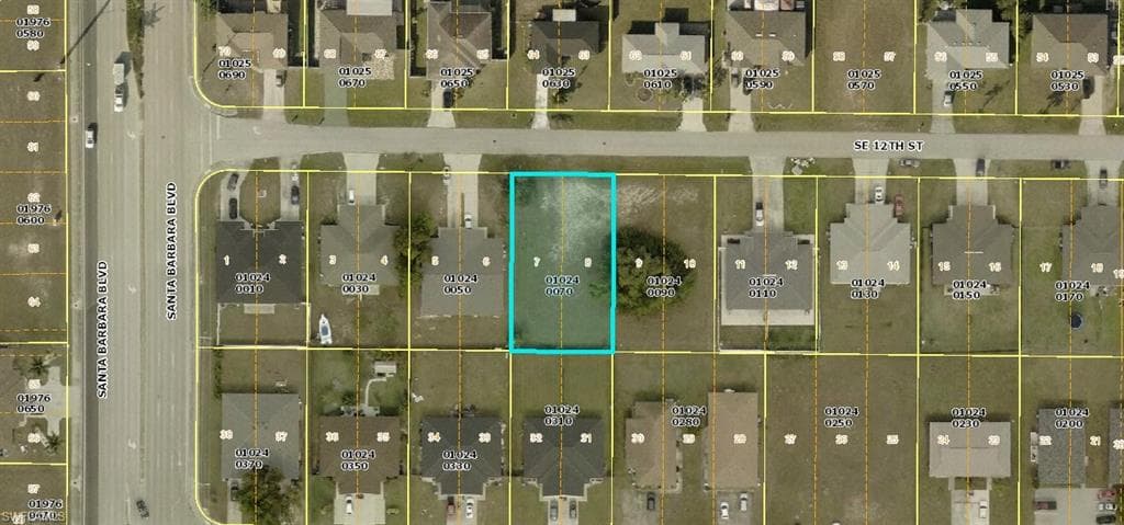 114 SE 12th ST CAPE CORAL, FL 33990