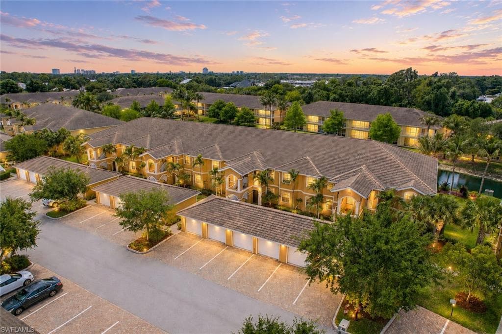 1102 Winding Pines CIR 206 CAPE CORAL, FL 33909