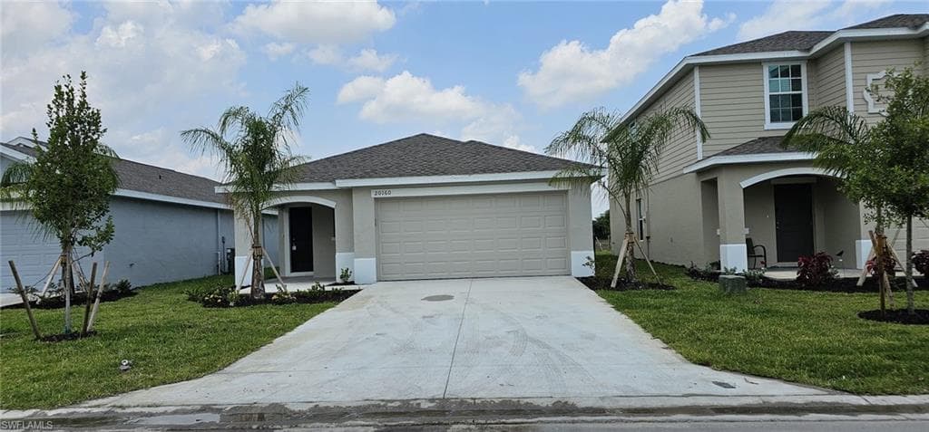 20190 Caroline Creek PL LEHIGH ACRES, FL 33974