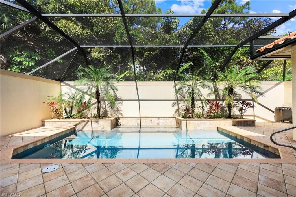 1243 Briarwood CT NAPLES, FL 34104