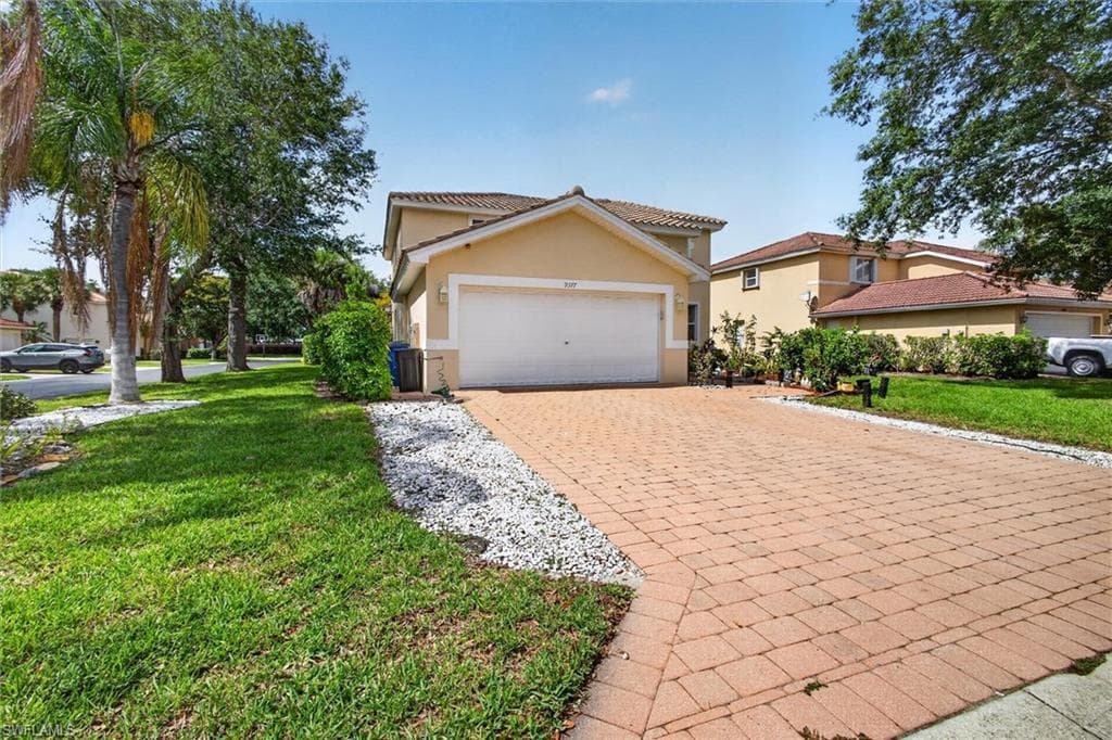 9377 Scarlette Oak AVE FORT MYERS, FL 33967