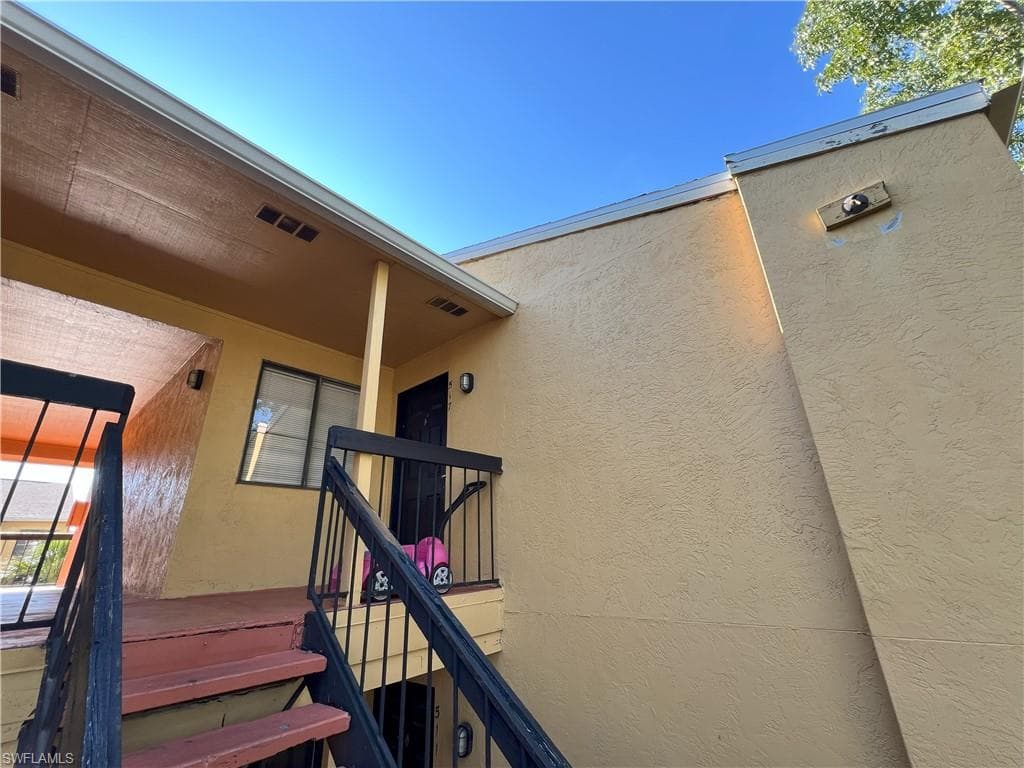 2875 Winkler AVE 517 FORT MYERS, FL 33916
