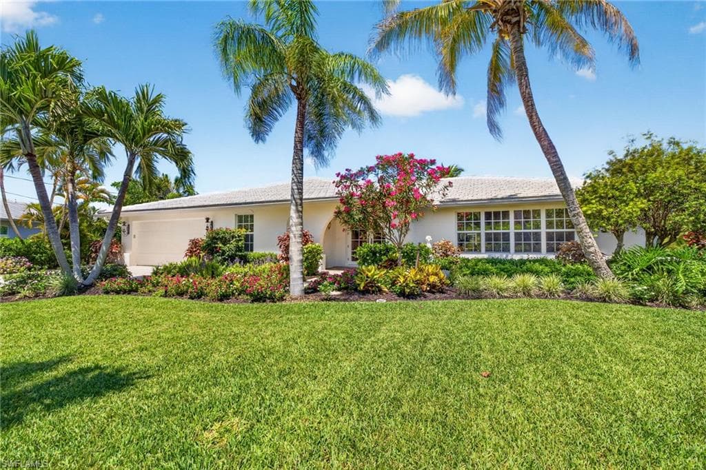 738 Anchor DR SANIBEL, FL 33957