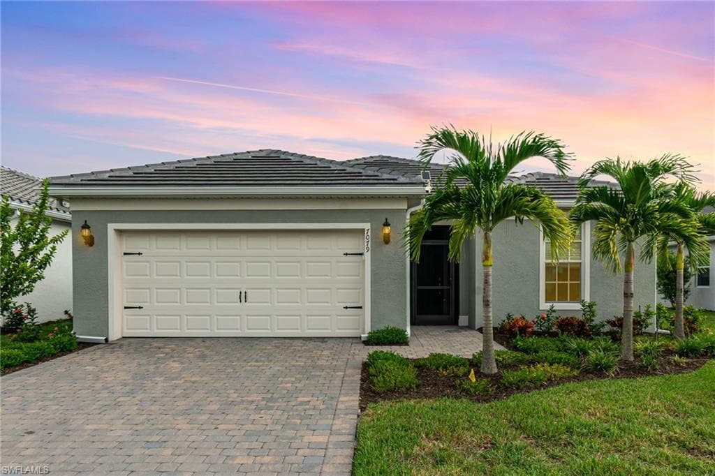7079 Chapel Creek LN NORTH FORT MYERS, FL 33917
