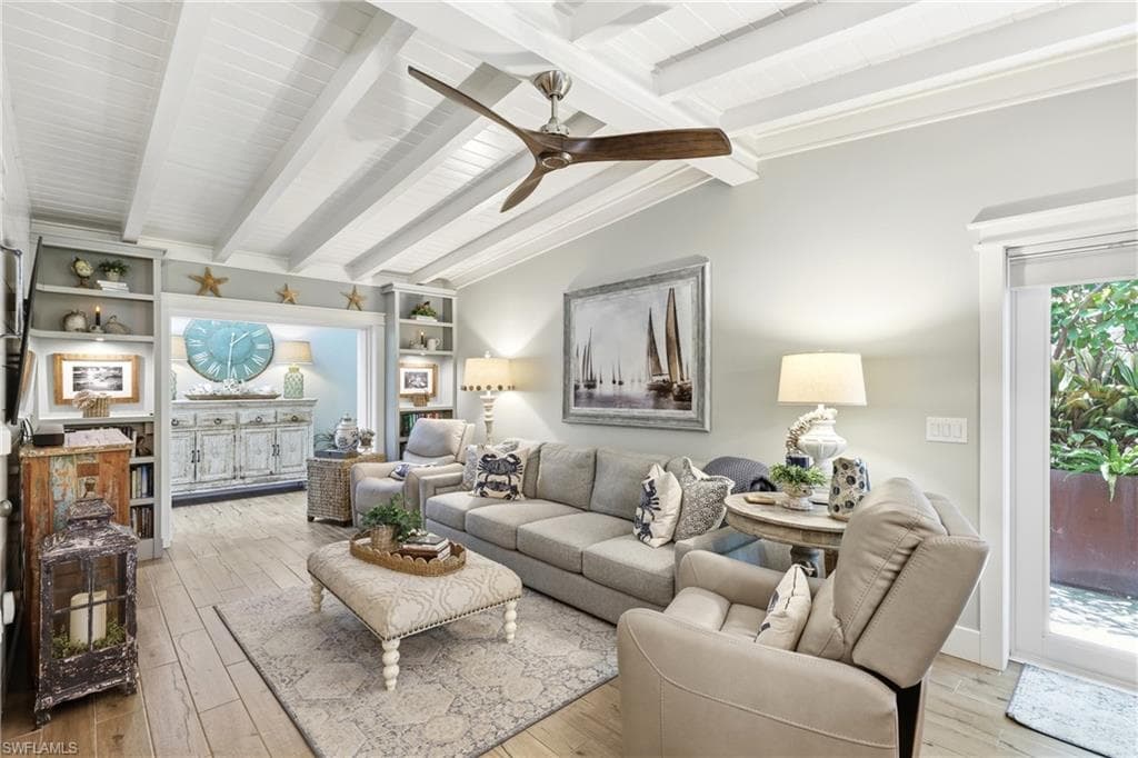 840 Myrtle TER NAPLES, FL 34103