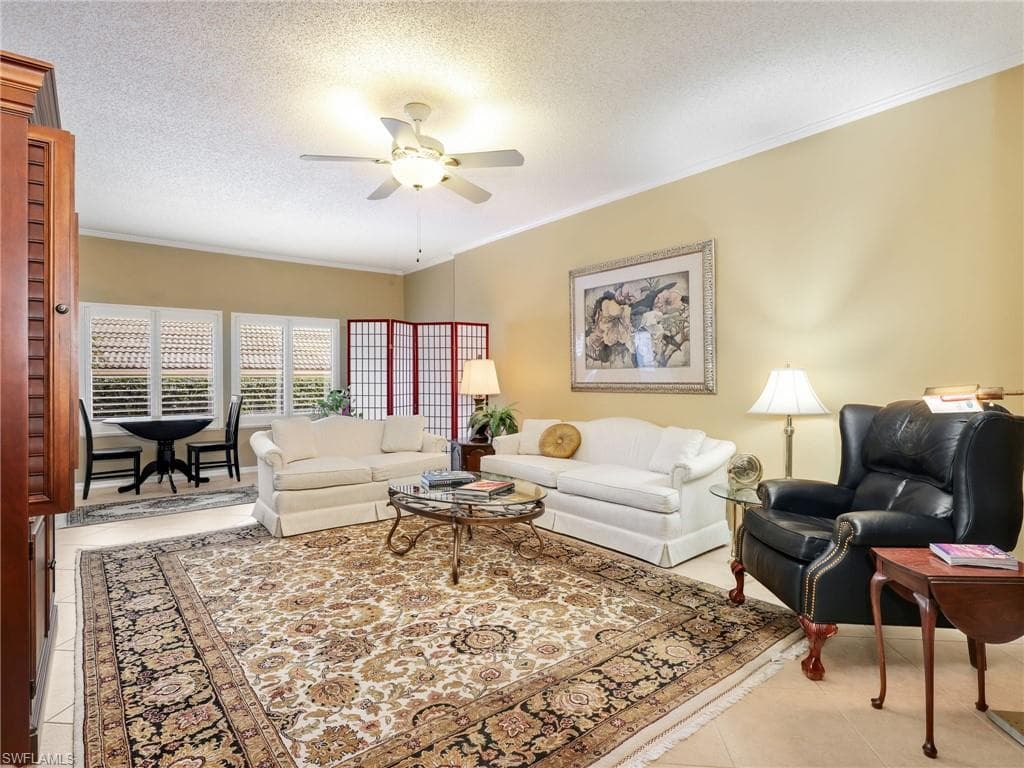 900 Arbor Lake DR 9-103 NAPLES, FL 34110