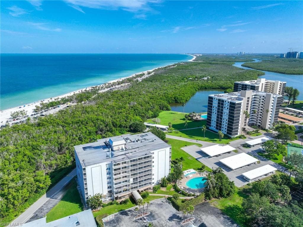 5 Bluebill AVE 108A NAPLES, FL 34108