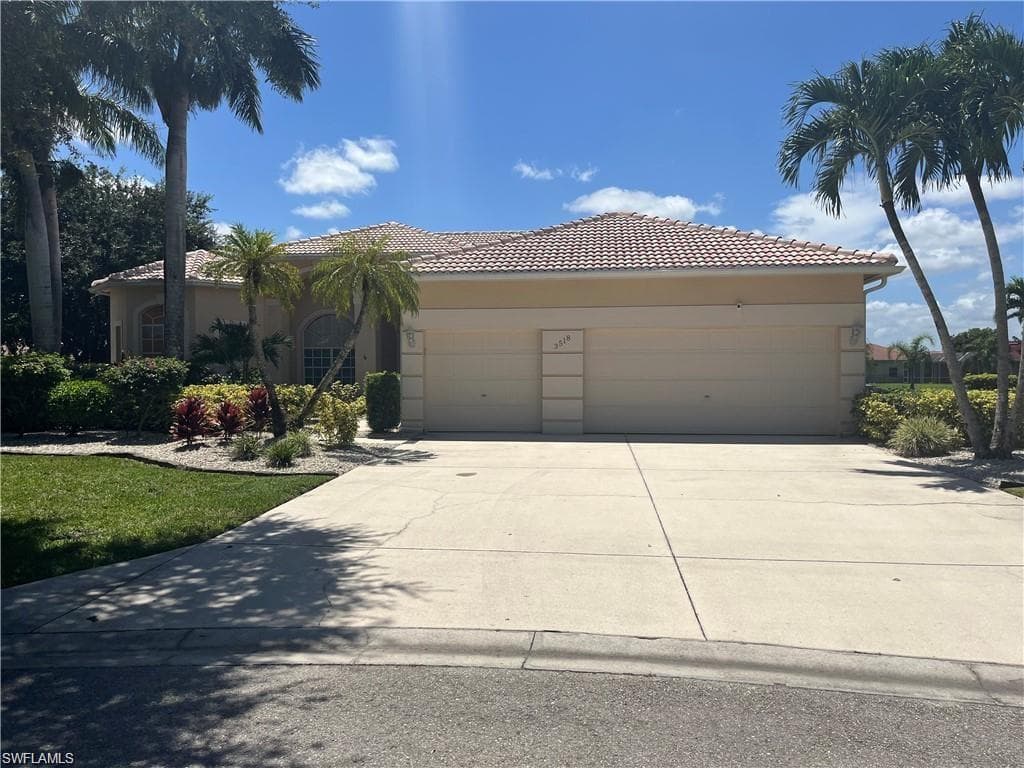 3518 Ocean Bluff CT NAPLES, FL 34120