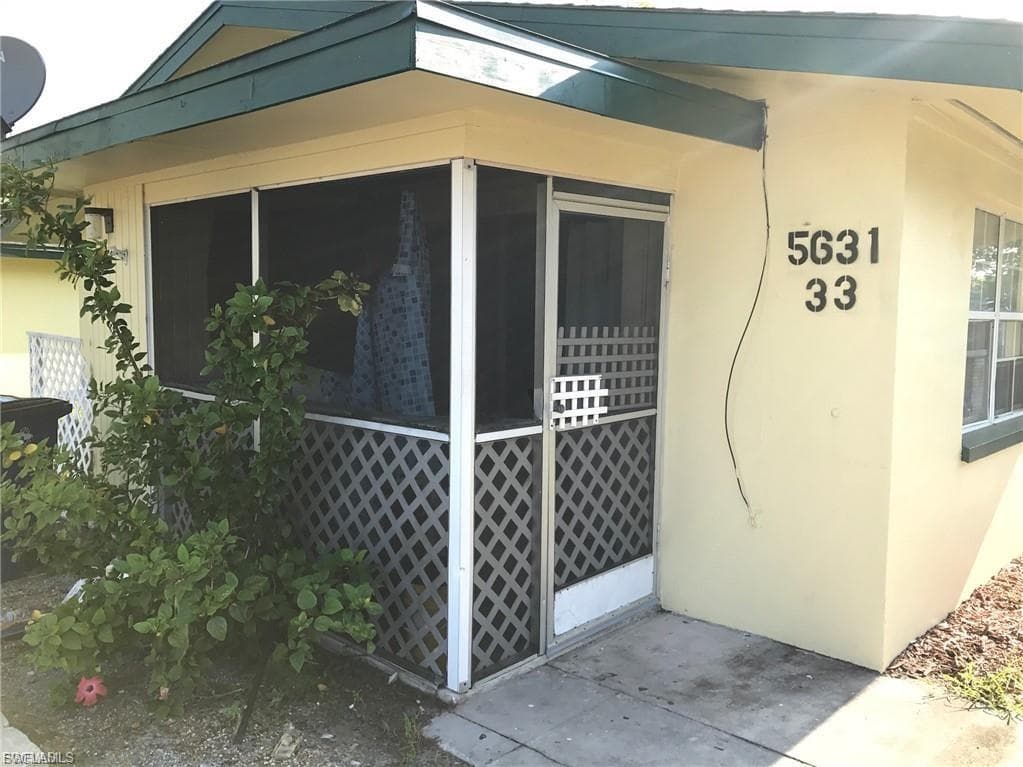 5631 10th AVE FORT MYERS, FL 33907