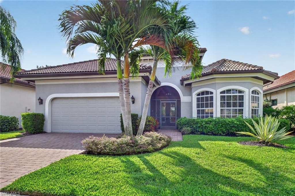 6040 Dogleg DR NAPLES, FL 34113