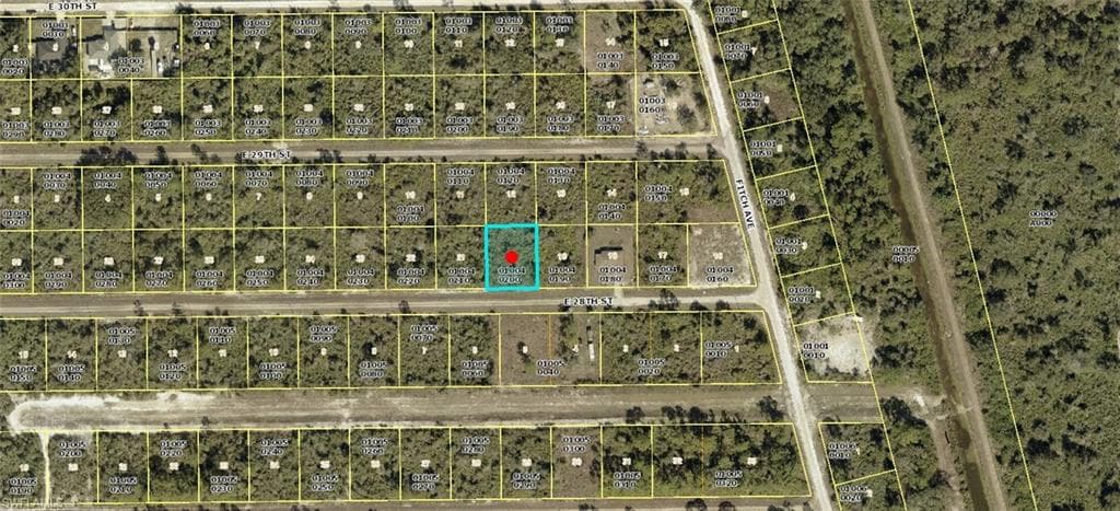 4227 E 28th ST ALVA, FL 33920