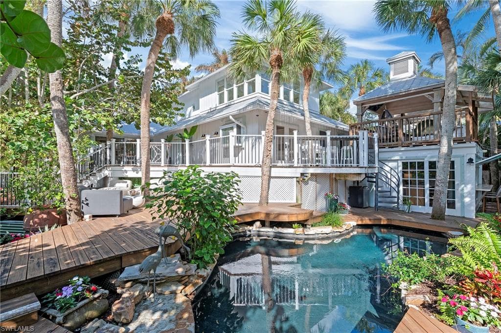 61 12th AVE S NAPLES, FL 34102