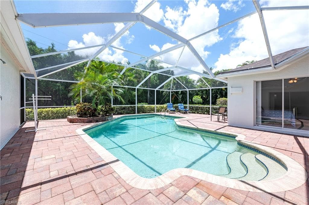 2050 Terrazzo LN NAPLES, FL 34104
