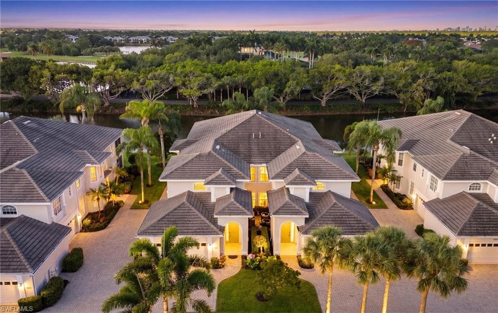 1896 Seville BLVD 1711 NAPLES, FL 34109