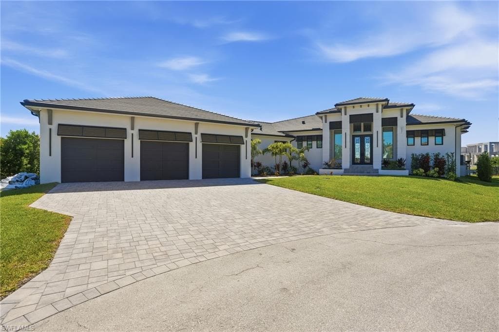 5201 Seagull CT CAPE CORAL, FL 33904