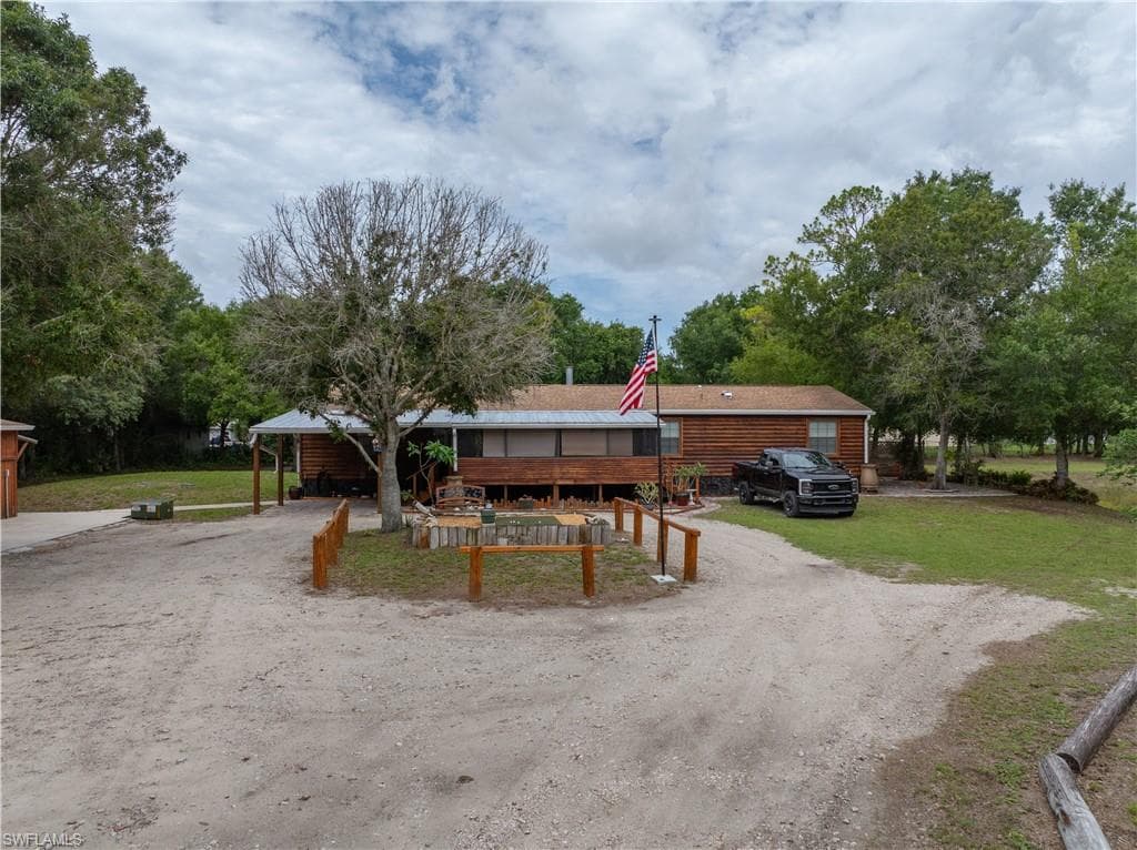 17021 Shelby LN NORTH FORT MYERS, FL 33917
