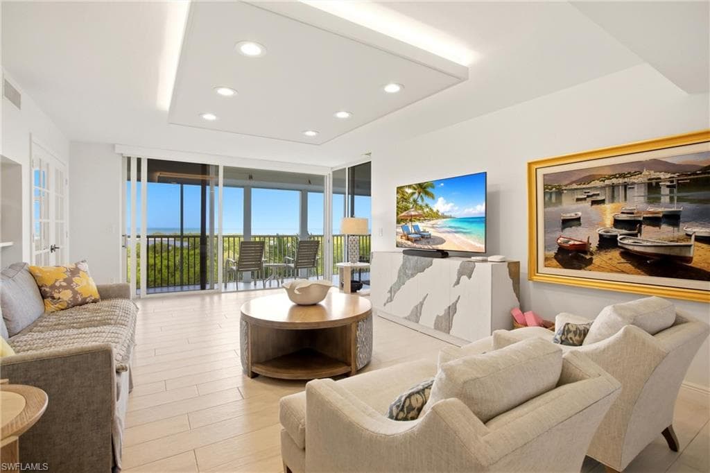 5550 Heron Point DR 503 NAPLES, FL 34108
