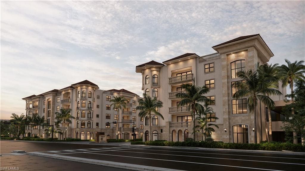 1301 3rd AVE S 7504 NAPLES, FL 34102