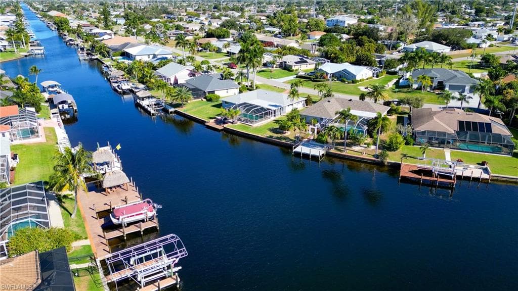 4532 SW 1st PL CAPE CORAL, FL 33914