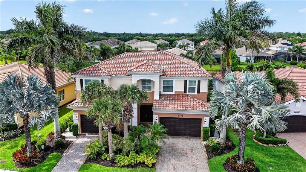 6598 Monterey PT NAPLES, FL 34105