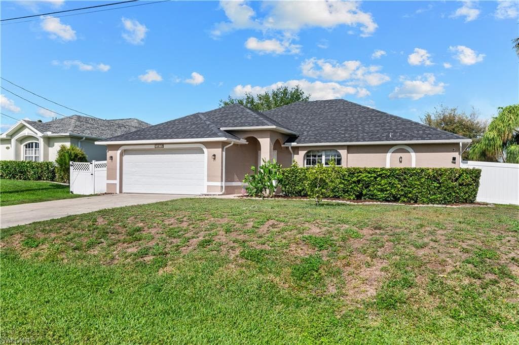 1418 SW 11th PL CAPE CORAL, FL 33991