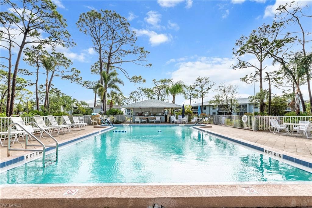 7068 Nantucket CIR 7 NORTH FORT MYERS, FL 33917