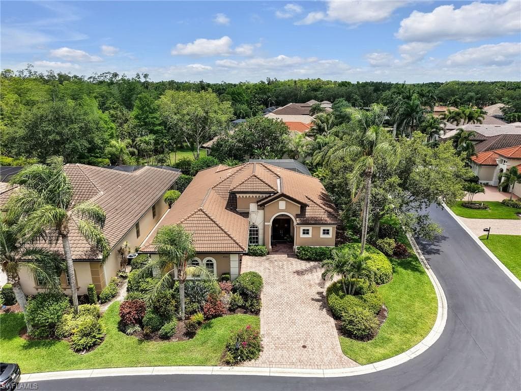 20011 Montessa CT ESTERO, FL 33928