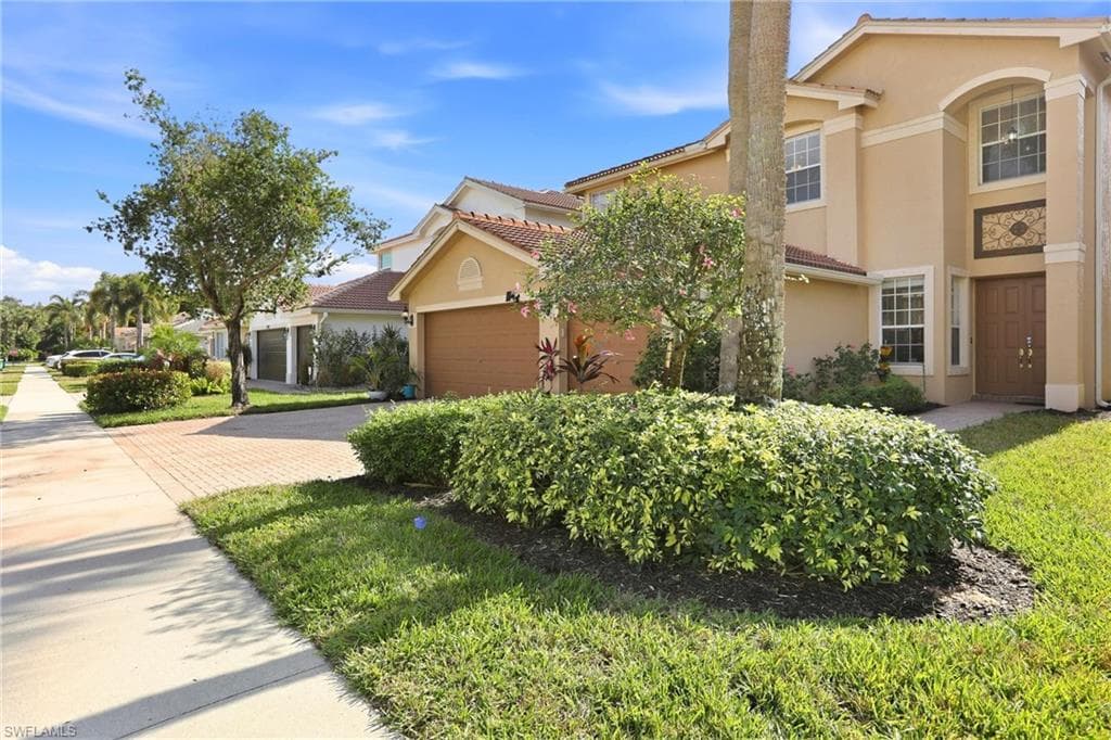 2150 Khasia PT NAPLES, FL 34119