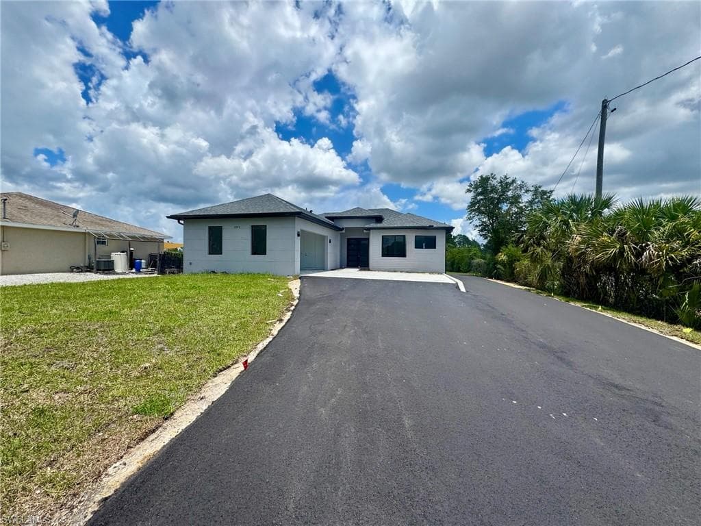 2741 41st AVE NE NAPLES, FL 34120