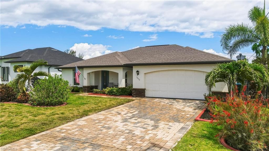 3233 NW 21st ST CAPE CORAL, FL 33993