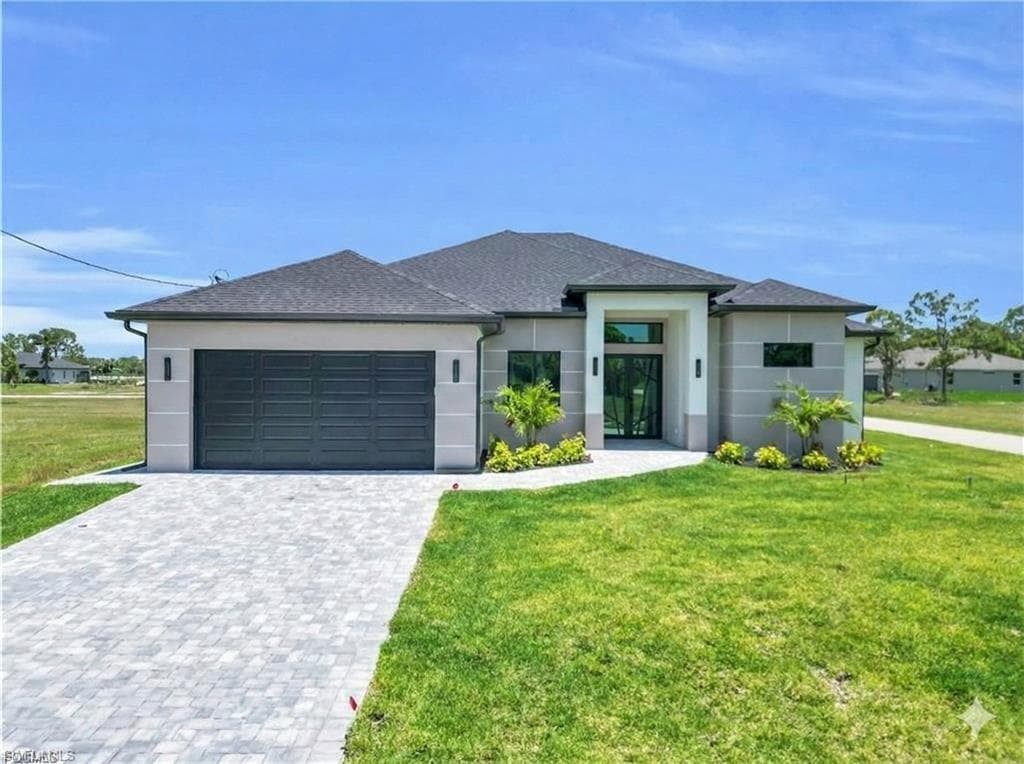 2900 NW 26th AVE CAPE CORAL, FL 33993