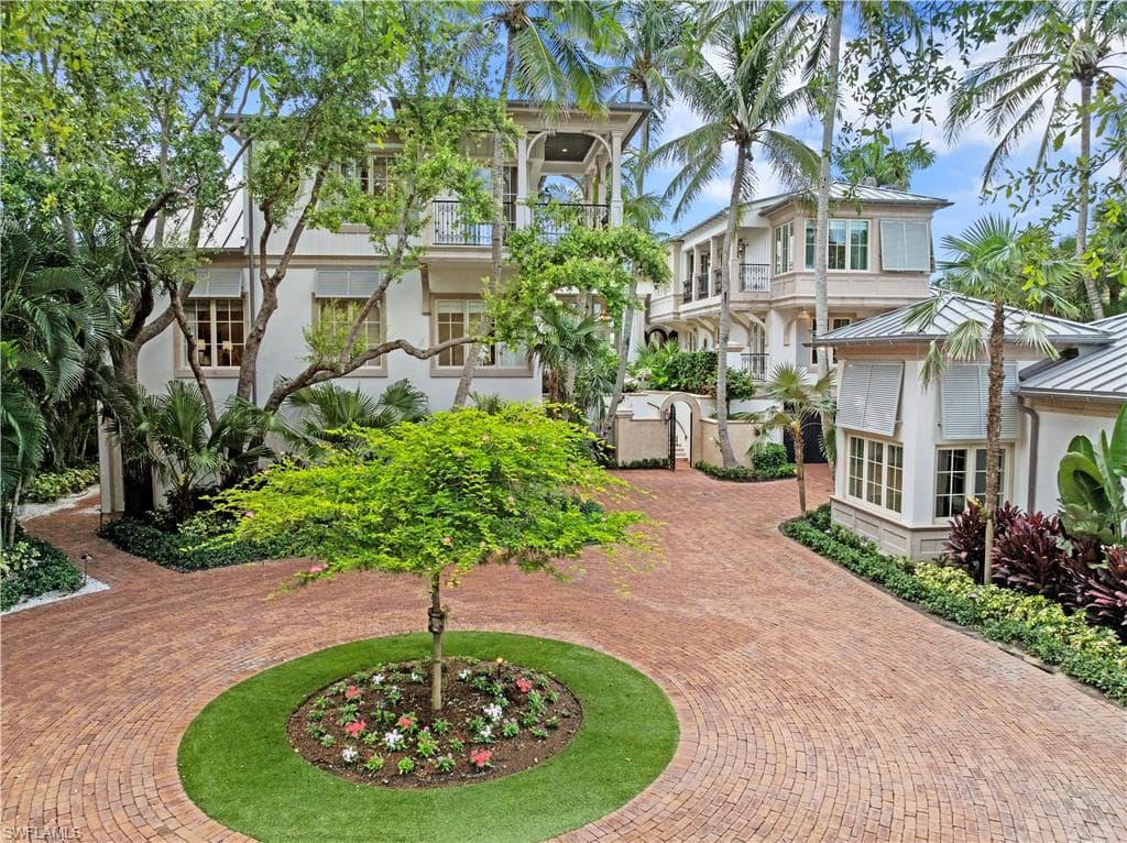 3675 Gordon DR NAPLES, FL 34102