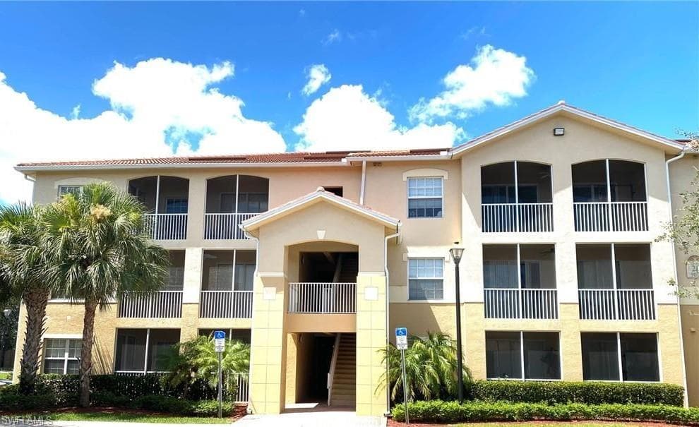 9015 Colby DR 2021 FORT MYERS, FL 33919