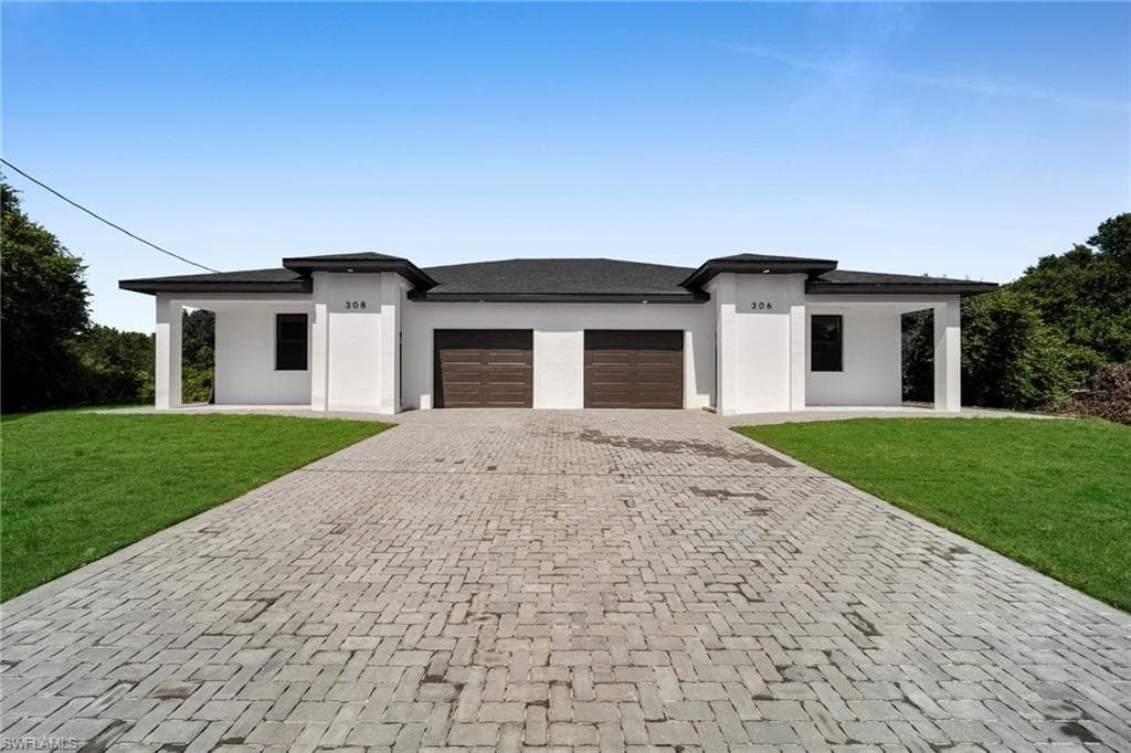 306 / 308 Bell BLVD S LEHIGH ACRES, FL 33974