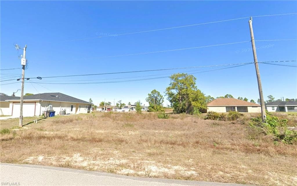 665/667 Grant BLVD LEHIGH ACRES, FL 33974
