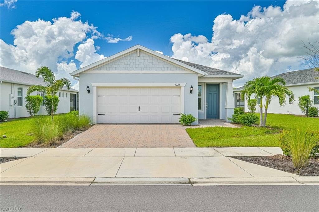 42218 Edgewater DR PUNTA GORDA, FL 33982