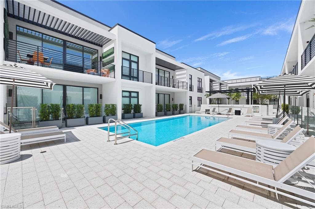 850 Central AVE 203 OTHER, FL 34102