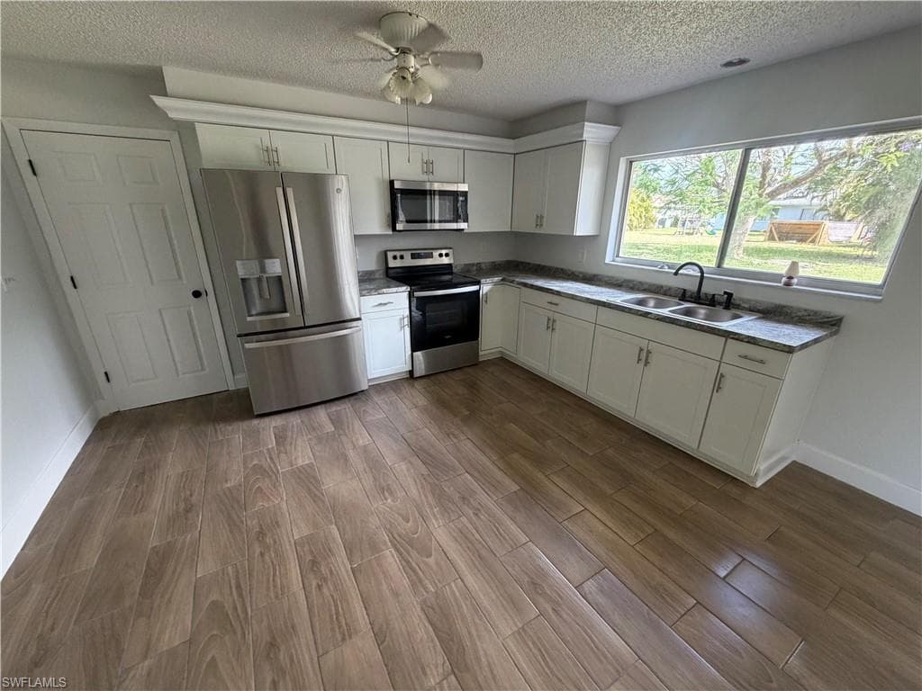 937 52nd ST CAPE CORAL, FL 33914