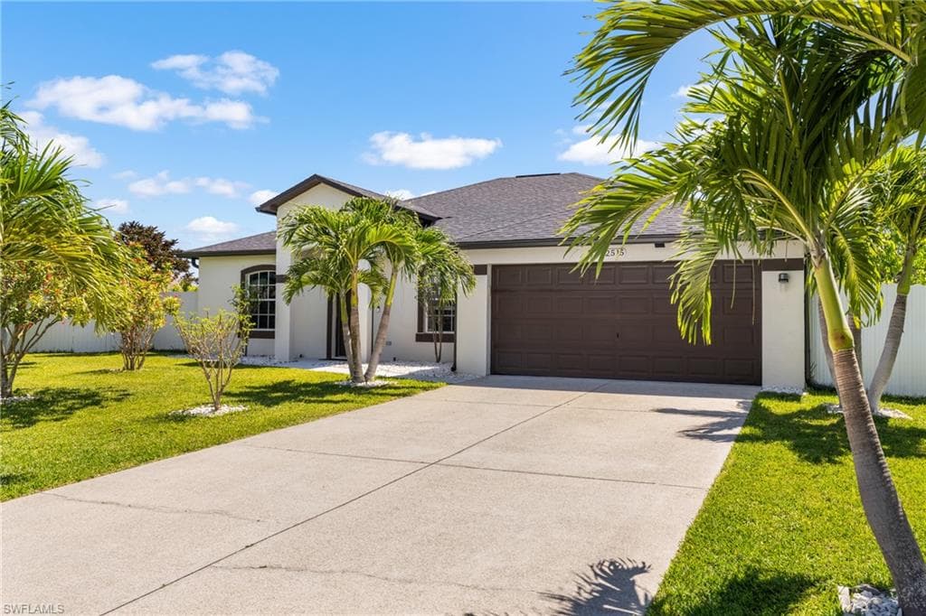 2515 SE 4th AVE CAPE CORAL, FL 33904