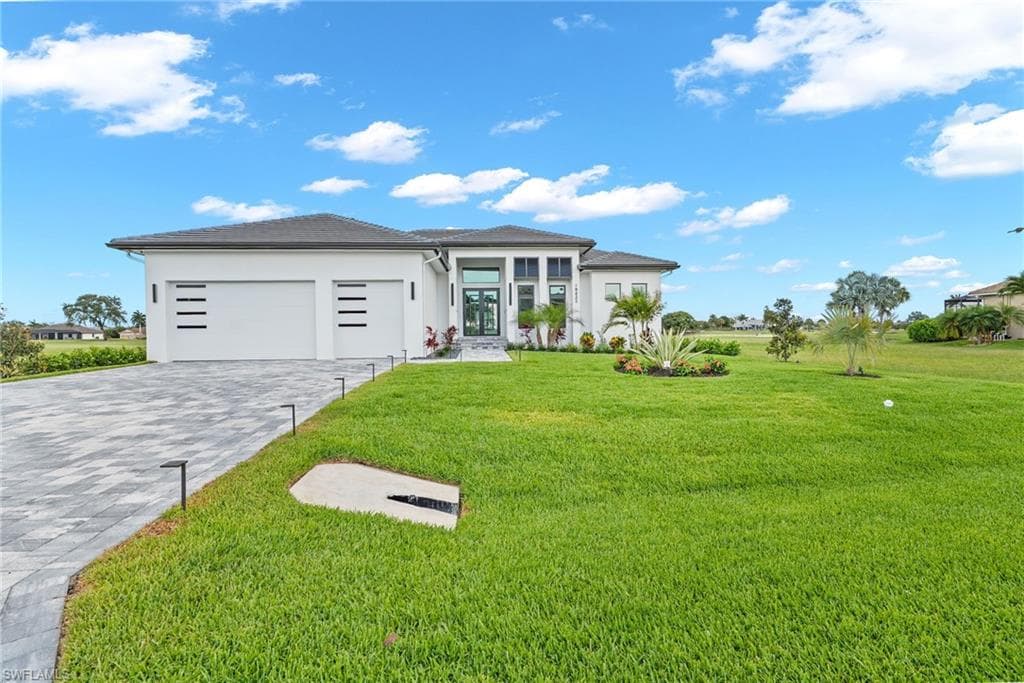 18432 Royal Hammock BLVD NAPLES, FL 34114
