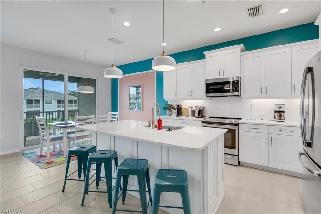 2665 Seychelles CIR 1907 NAPLES, FL 34112