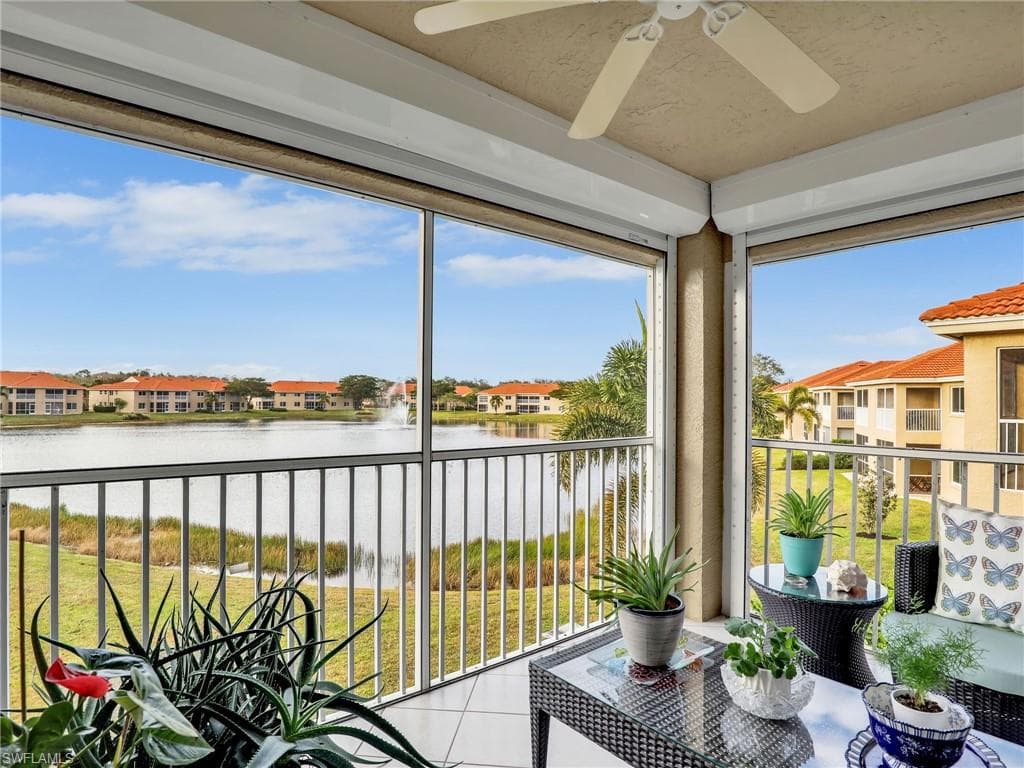 6900 Huntington Lakes CIR 202 NAPLES, FL 34119