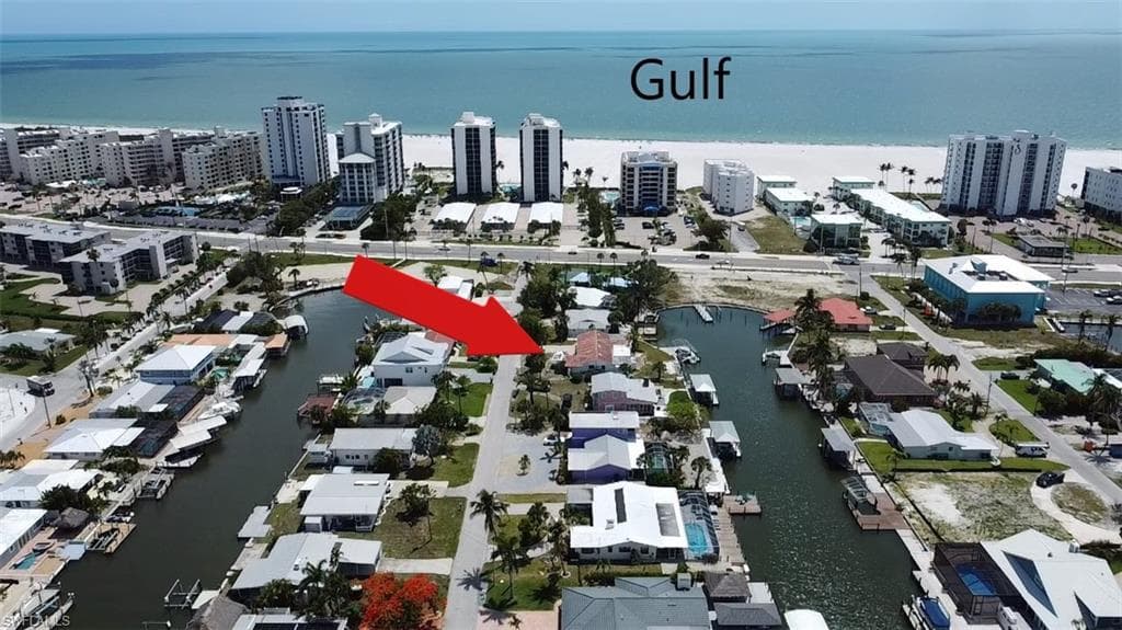 139 Ibis ST FORT MYERS BEACH, FL 33931