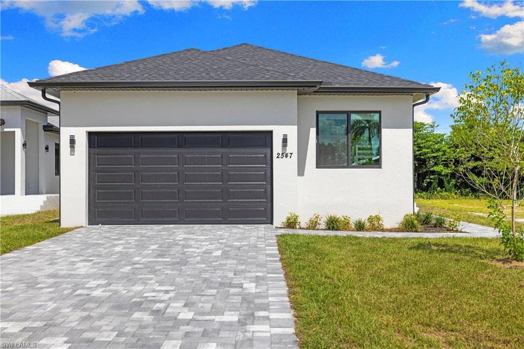 2547 Storter AVE NAPLES, FL 34112